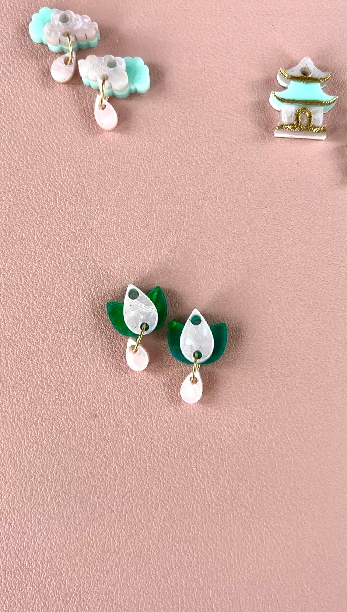 Charms Jade
